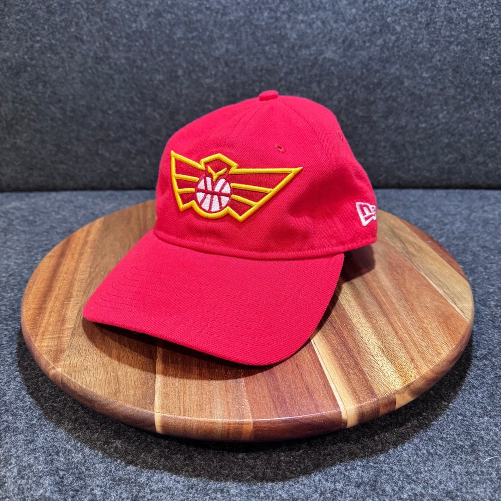 New Era 9TWENTY Atlanta Hawks Hat Mens Red Retro Winged Logo Adjustable Cap